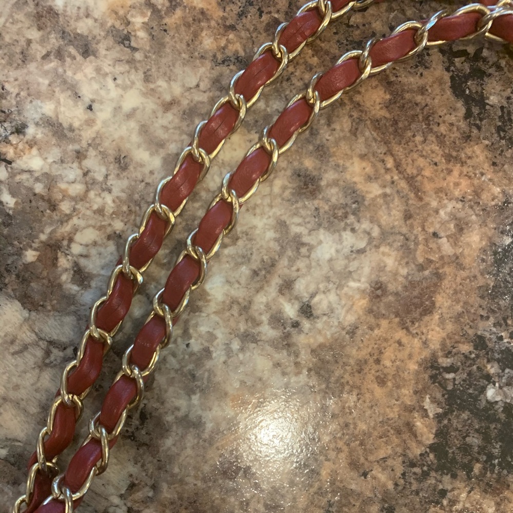 Red Purse - Picture 2 of 4